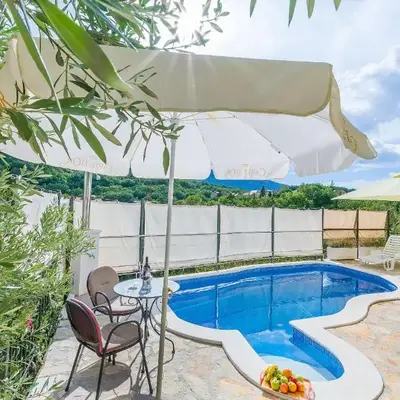 Villa Holiday home Zvecanje