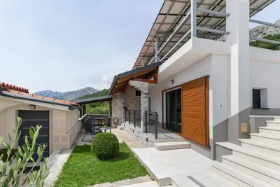 Zgrada u kojoj se nalazi apartman