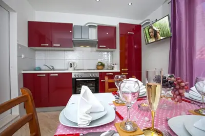 Kuhinja ili čajna kuhinja u objektu Apartment Rilka