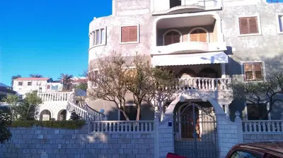 Zgrada u kojoj se nalazi apartman