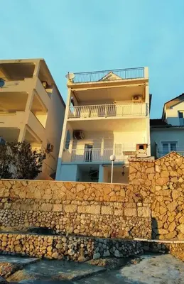 Zgrada u kojoj se nalazi apartman