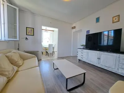 TV i/ili zabavni centar u objektu MARIO-50m FROM THE BEACH,TERRACE WITH SEA VIEW!