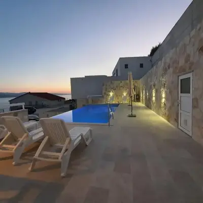 Apartment 3 with pool and amazing sea view