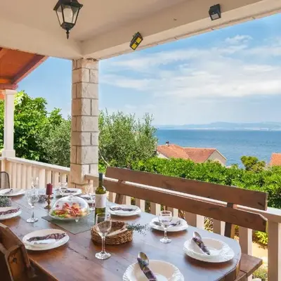 Awesome Home In Postira With Wifi