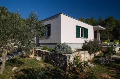 Vrt u objektu Olive Eden Holiday Home