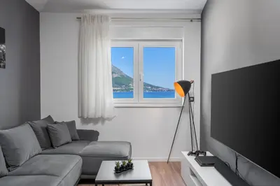 TV i/ili zabavni centar u objektu Villa Antares