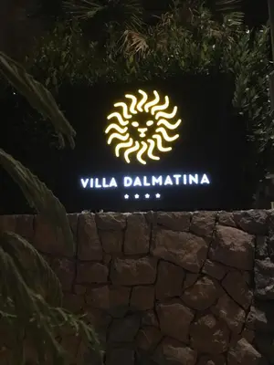 Certifikat, nagrada, logo ili neki drugi dokument izložen u objektu Villa Dalmatina - Adults Only Apart-Hotel