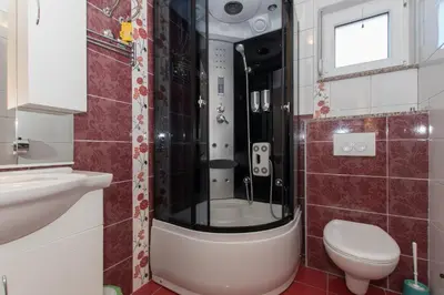Kupaonica u objektu Studio apartments Zloic in Krvavica