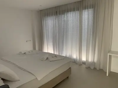 Krevet ili kreveti u jedinici u objektu Villa Colomba a luxury villa in Brela, seafront