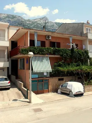 Zgrada u kojoj se nalazi apartman