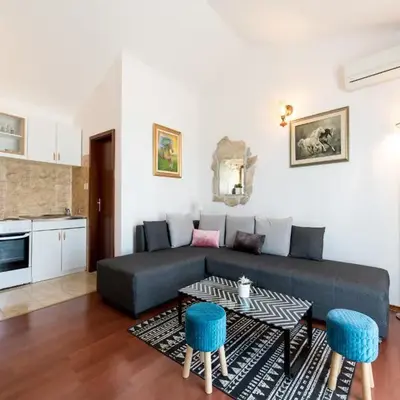 Holiday Home in Podstrana near Beach