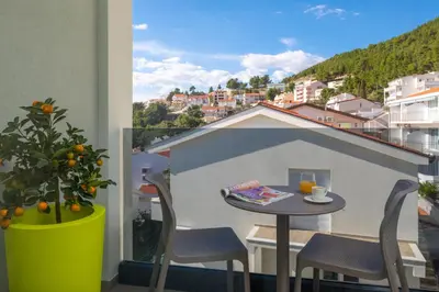 Pogled na planine ili pogled na planine iz apartmana