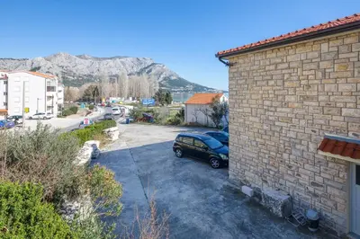 Pogled na planine ili pogled na planine iz apartmana