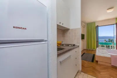 Kuhinja ili čajna kuhinja u objektu Apartments Maras