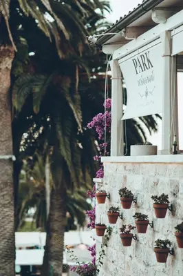 Certifikat, nagrada, logo ili neki drugi dokument izložen u objektu Heritage Hotel Park Hvar