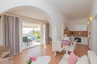 Kuhinja ili čajna kuhinja u objektu Sea View Apartment Lucija with Balcony & Garage Parking