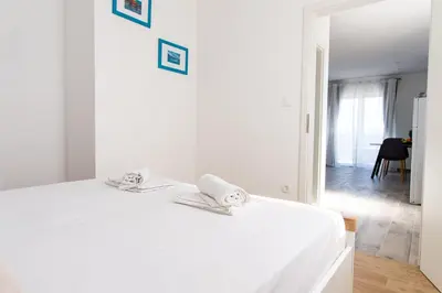 Krevet ili kreveti u jedinici u objektu Exclusive Villa Almissa with swimming pool and sea view