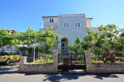 Zgrada u kojoj se nalazi apartman