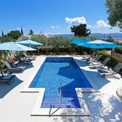 Apartments Šemper - HEATED POOL