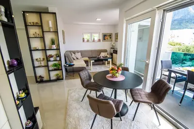 Kuhinja ili čajna kuhinja u objektu Lorena Luxury Apartment