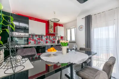 Kuhinja ili čajna kuhinja u objektu Apartment Marija