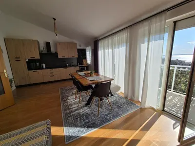 Kuhinja ili čajna kuhinja u objektu Apartment near the sea-self check-in