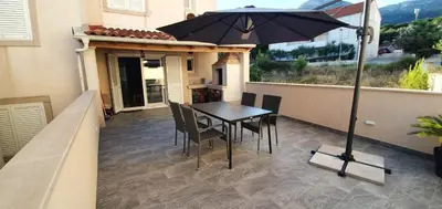 Pogled na planine ili pogled na planine iz apartmana
