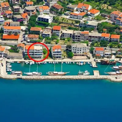 Apartments by the sea Sumpetar