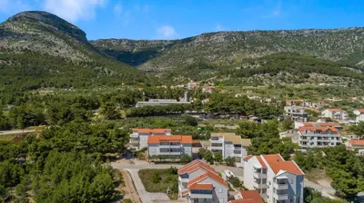 Pogled na planine ili pogled na planine iz apartmana