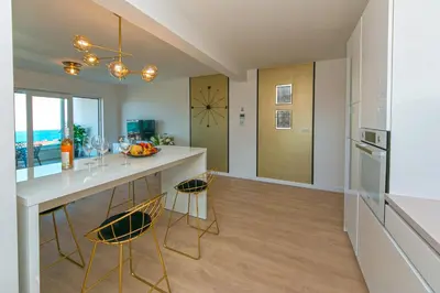 Kuhinja ili čajna kuhinja u objektu Apartman Blue Paradise