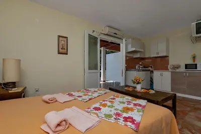 Kuhinja ili čajna kuhinja u objektu Vila Milena