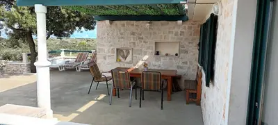 Popločani dio dvorišta ili vanjski dio objekta Villa Little Hill