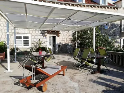 Tlocrt objekta Apartmani Stones Sutivan II