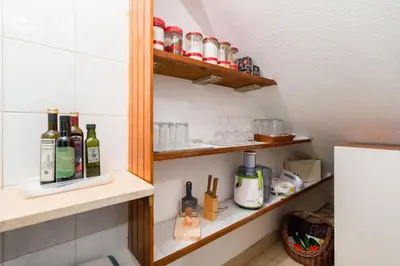 Kuhinja ili čajna kuhinja u objektu Holiday house Jogo