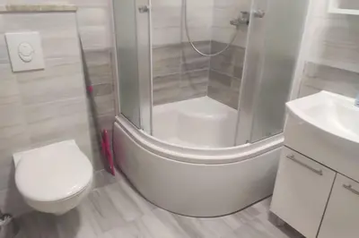 Kupaonica u objektu Apartmani Pjera