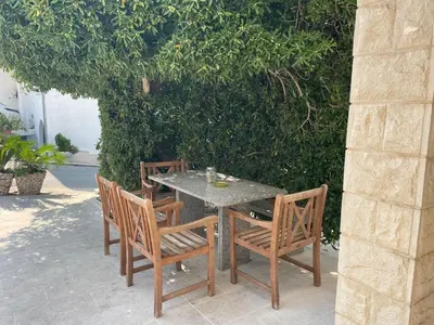 Popločani dio dvorišta ili vanjski dio objekta Villa Zvonko