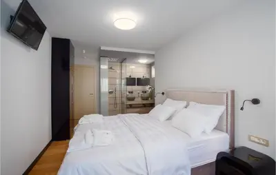 Krevet ili kreveti u jedinici u objektu Luxurious Home In Jesenice With Sauna