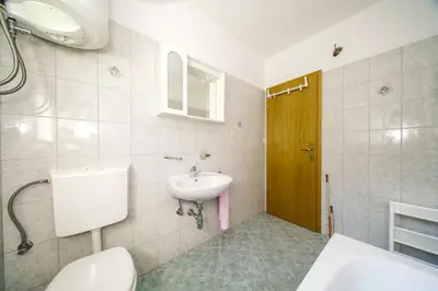 Kupaonica u objektu Apartments with parking space Postira - Brac - 18472