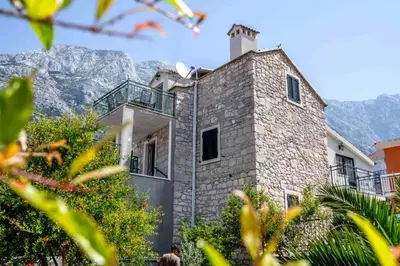 Pogled na planine ili pogled na planine iz apartmana