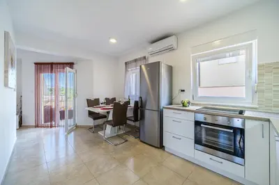 Kuhinja ili čajna kuhinja u objektu Villa Zdenka