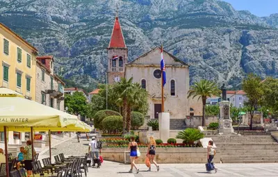 Pogled na planine ili pogled na planine iz apartmana