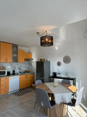 Kuhinja ili čajna kuhinja u objektu Apartments Tino