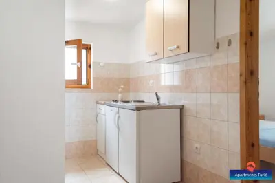 Kuhinja ili čajna kuhinja u objektu Apartments Turić