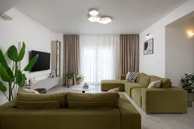 TV i/ili zabavni centar u objektu Luxury Villa Lovric with private heated pool, Jacuzzi, Sauna and private tavern