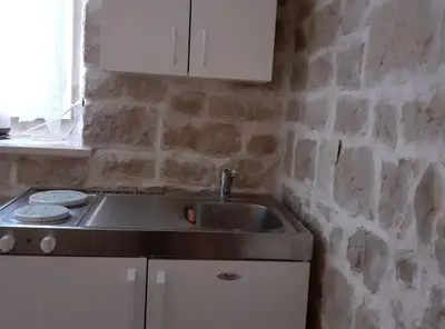 Kuhinja ili čajna kuhinja u objektu Apartments Agava & Lucija