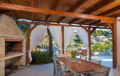 Tlocrt objekta Stunning Brac Villa 5 Bedrooms Villa Infinite Stunning Sea Views