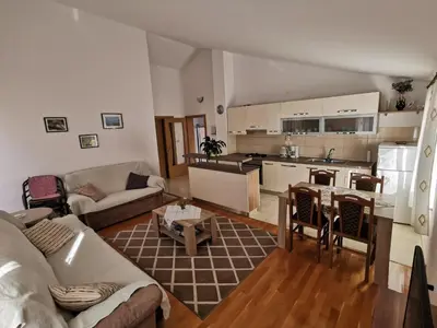 Kuhinja ili čajna kuhinja u objektu Apartman Zora