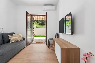 TV i/ili zabavni centar u objektu Apartments Kalebić