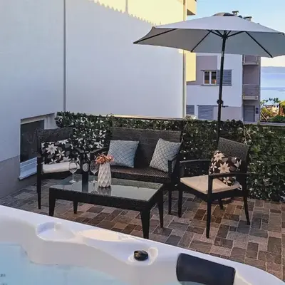 Lovely Apartment In Podstrana With Wifi