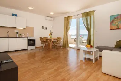 Kuhinja ili čajna kuhinja u objektu Apartments Villa Stari Koko